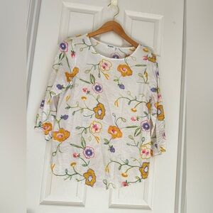Kindred White Multicolor Embroidered Floral Blouse Sz Medium NWOT